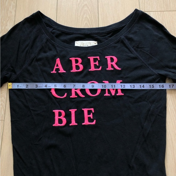 Abercrombie & Fitch Y2K Off Shoulder Embroidered Top in Black & Pink Size XS - Picture 7 of 10